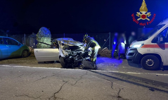 Cornate D Adda Perde Il Controllo Dell Auto E Si Schianta Prima Monza