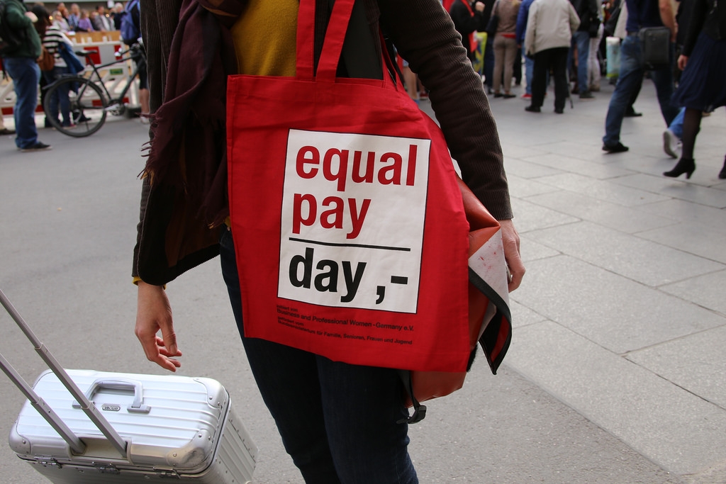 Al liceo “Dehon” l’“Equal Pay Day”, la giornata per l’uguale paga