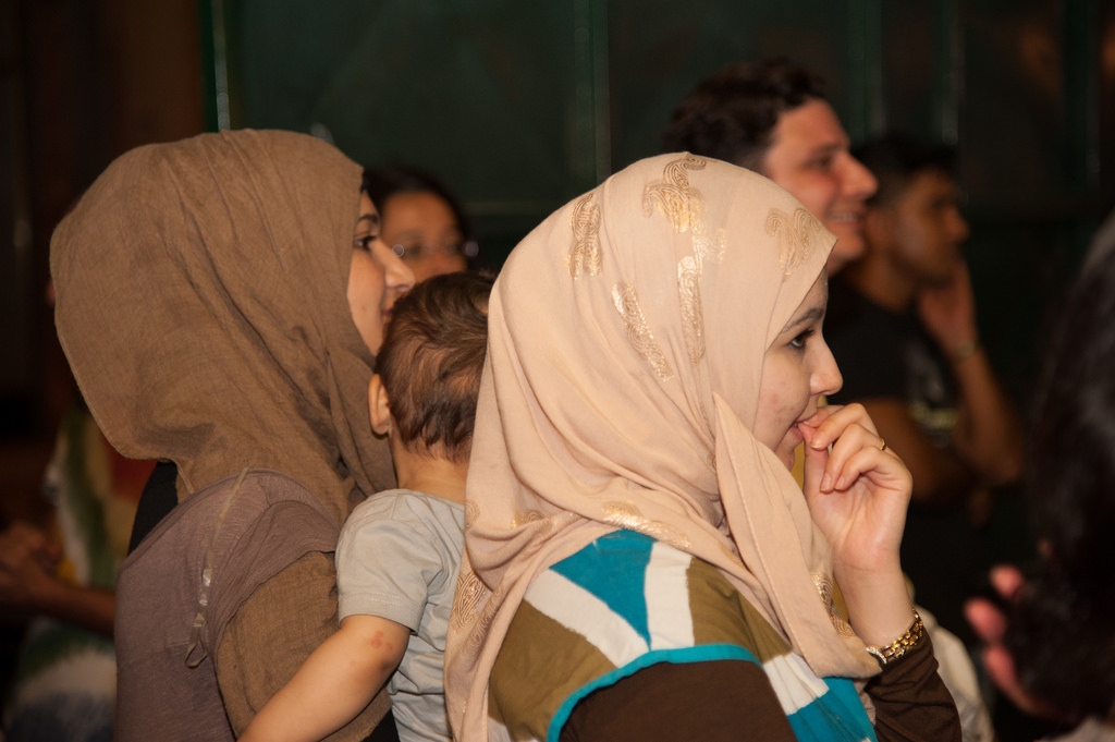 Profughi e moschea dividono i candidati sestesi