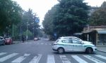 Auto finisce sul marciapiede a San Fruttuoso di Monza e investe quattro ragazzini delle medie