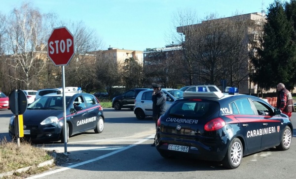 Bovisio, scontro tra moto e furgone, arriva l’elisoccorso