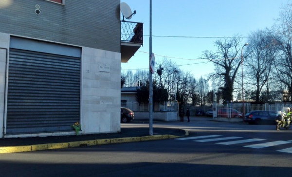 Brugherio, travolta da un’auto a pochi metri da casa. Inutili i soccorsi