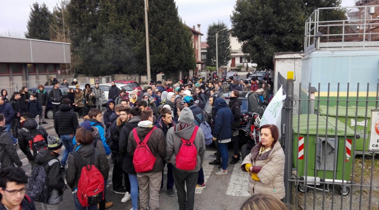 Carate, freddo a scuola: sciopero all’Itis Da Vinci