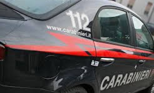 Cesano Maderno, picchia la fidanzata: in manette un 35enne
