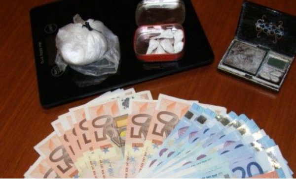 Cornate – Insospettabile pusher italiano in manette