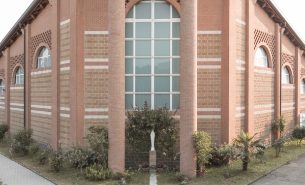 Desio, un libro per i 50 anni della chiesa San Giovanni Battista