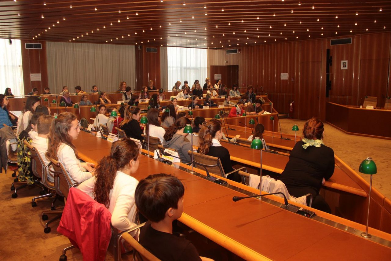 Consiglio comunale: i ragazzi entrano in Aula