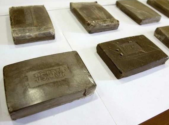 La Polizia trova 31 chili di droga in un’auto noleggiata e abbandonata