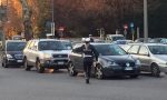 Monza - Traffico bloccato per la rimozione del rimorchio di un autoarticolato in piazzale Virgilio