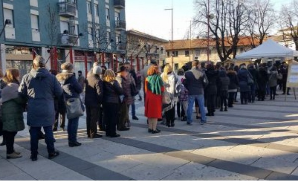Nova Milanese – Bus momentaneamente salvi, ma l’incubo non è finito