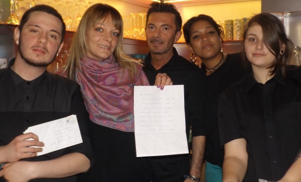 Pellicce vietate al bar: arriva anche la Polizia