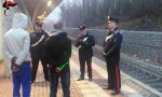 Rapina sul treno finisce in rissa