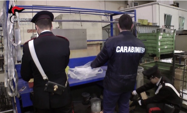 Scoperto arsenale da guerra a Senago, in manette 44enne di Limbiate (VIDEO)