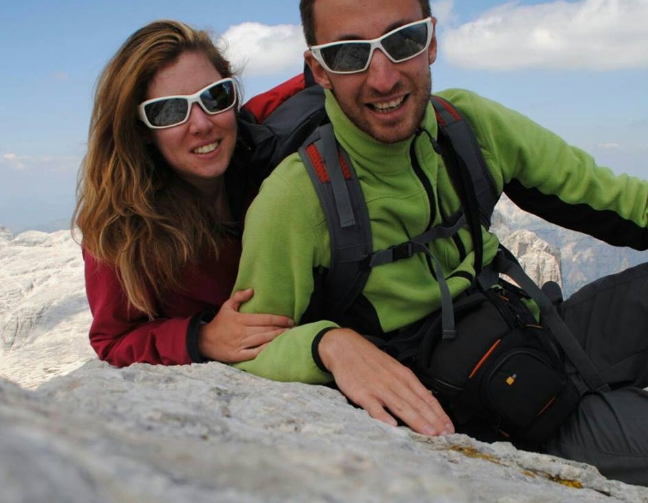 Tragedia in montagna: a Bollate i funerali della 30enne Stefania Caruana