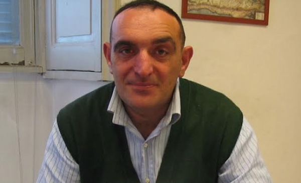 Vimercate dice addio al suo “Poeta on the road” Flavio Grossi