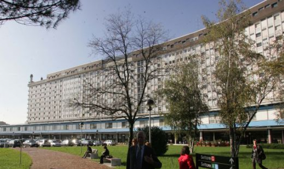 Studente 14enne ricoverato per meningite: è gravissimo