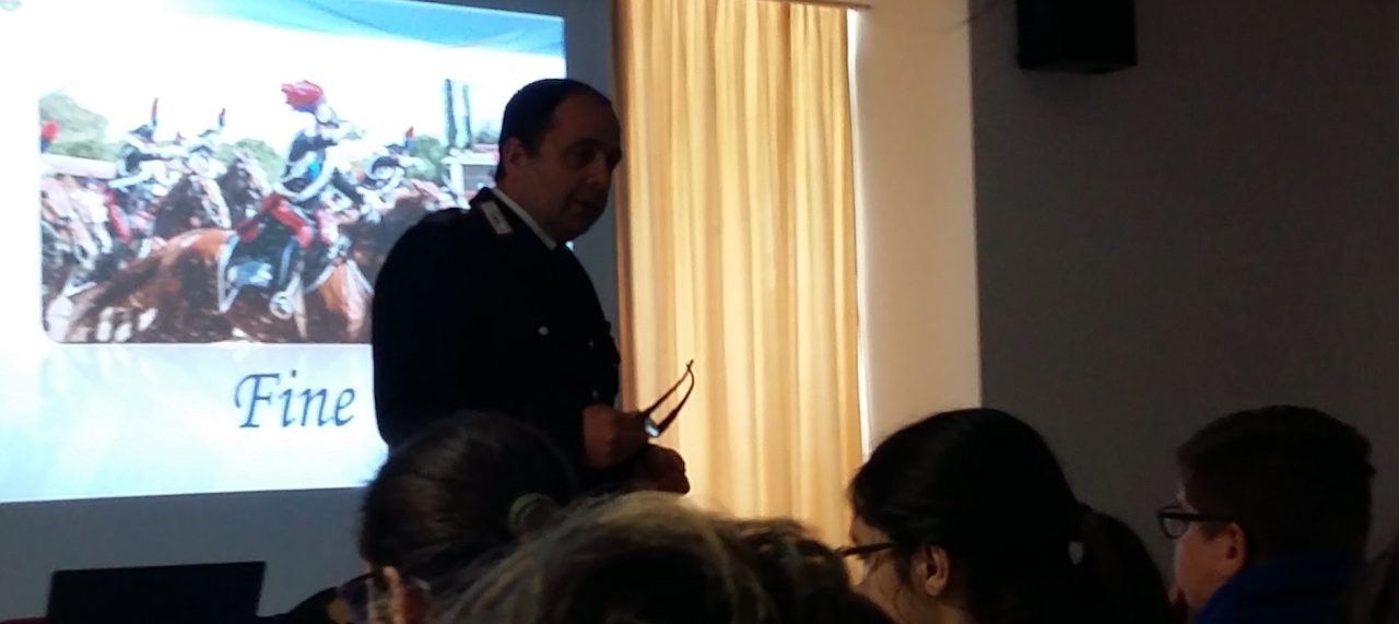 Renate, studenti a tu per tu con il comandante dei carabinieri