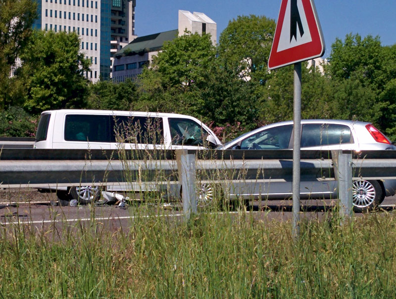 86enne contromano: tangenziale bloccata a Vimercate sud