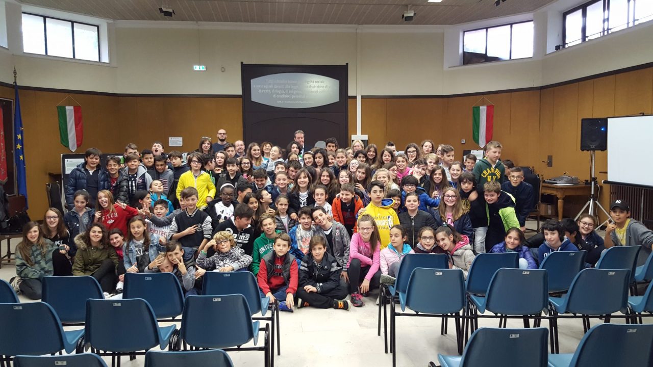 Politici per un giorno: le proposte dei ragazzi della scuola di Lesmo