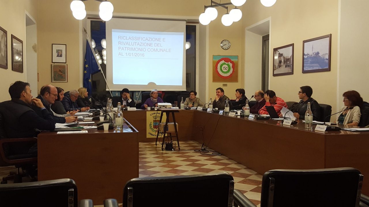 Usmate Velate, i consiglieri donano il gettone di presenza ai licenziati della K-Flex