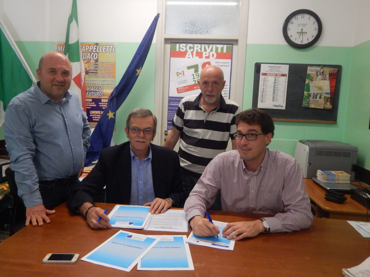 Lentate, Marco Cappelletti firma il manifesto del Forum delle Associazioni Familiari
