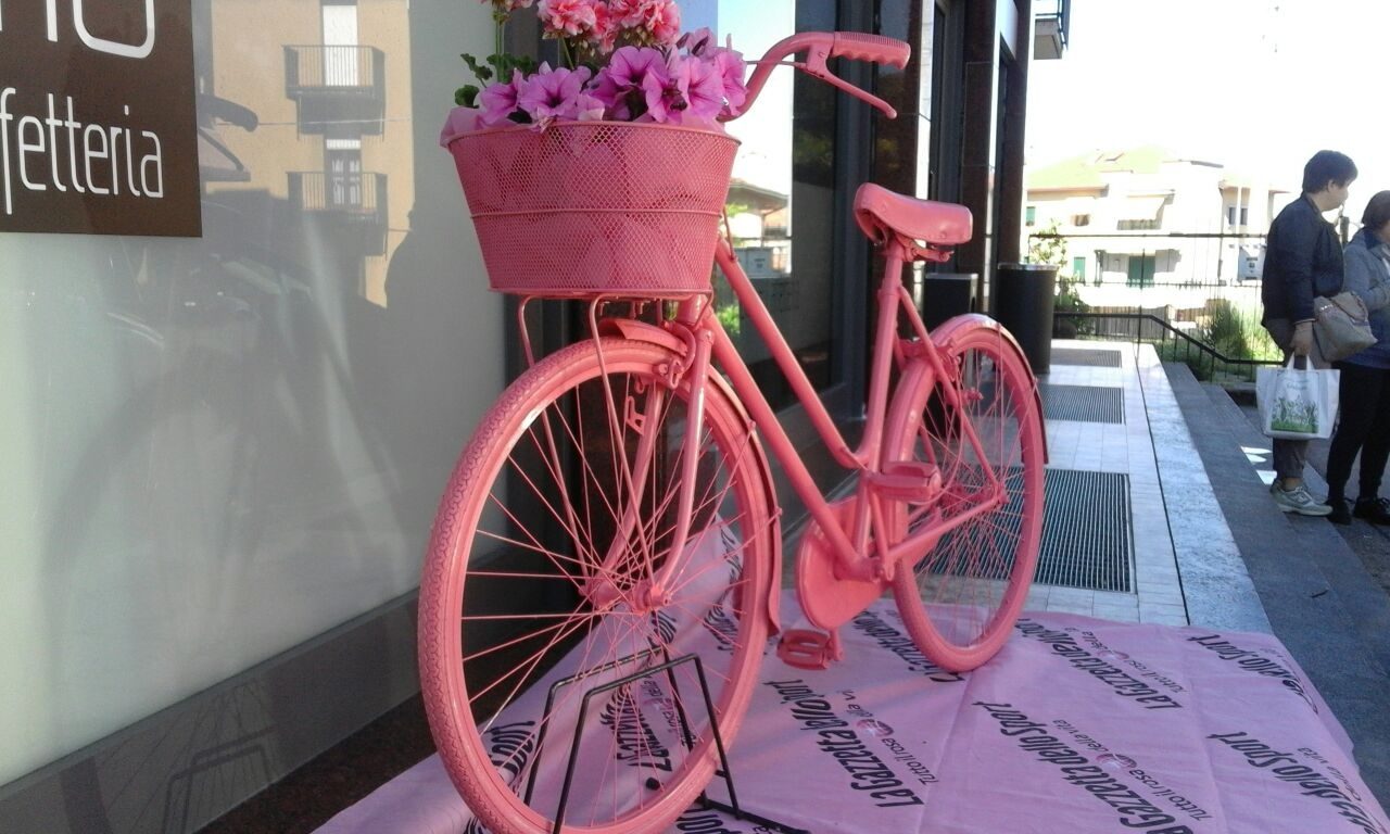Passa il Giro d’Italia, strade chiuse da Giussano a Renate