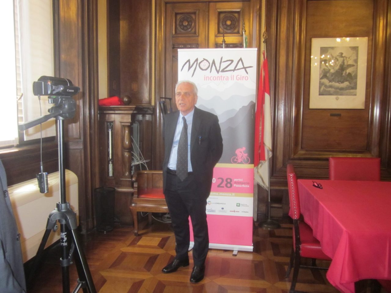 Monza, Giro d’Italia: domenica cambia la viabilità VIDEO
