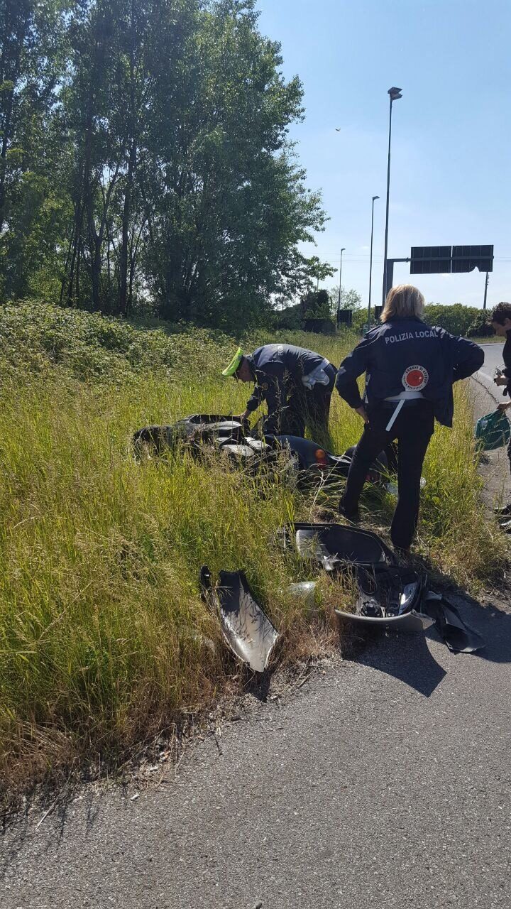 Usmate: schianto in  moto, grave 35enne