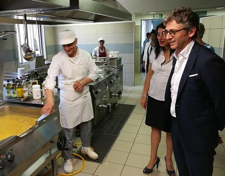 Seregno: il sindaco a mensa nella settimana della celiachia