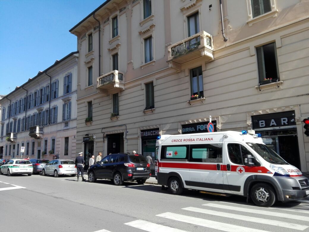 Monza, investito un ciclista 24enne in via Appiani