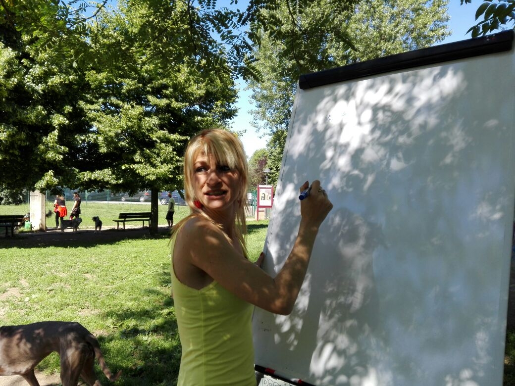 Monza, l’educazione cinofila parte dalle aree cani VIDEO