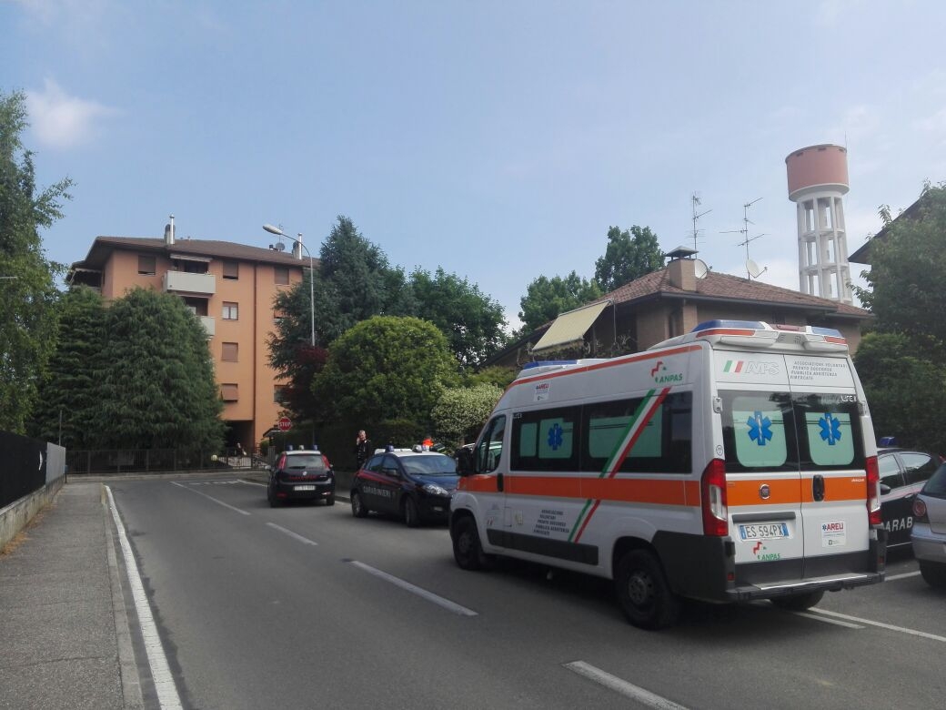 Vedano al Lambro, faccia a faccia con i ladri in una villetta