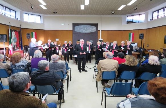 Due giugno in piazza con il “Coro folk Carnate”
