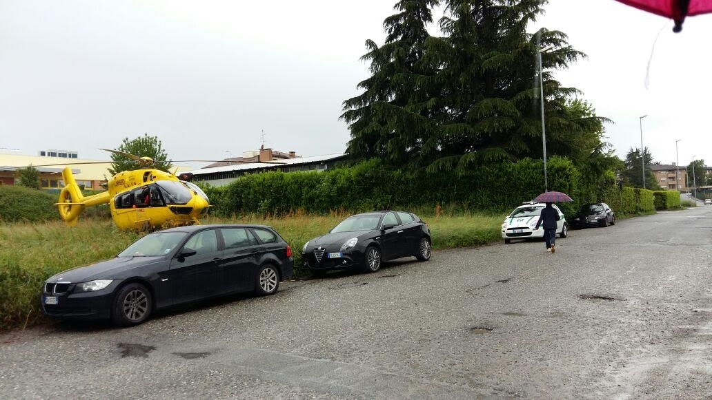 Besana Brianza, ex vetreria di via Parini: morto un operaio di 23 anni