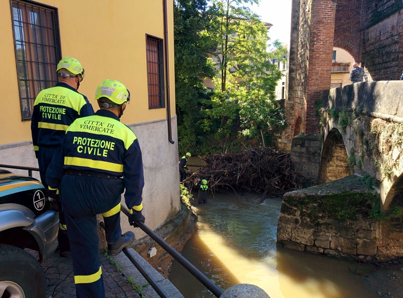 Protezione civile al lavoro al ponte di San Rocco VIDEO