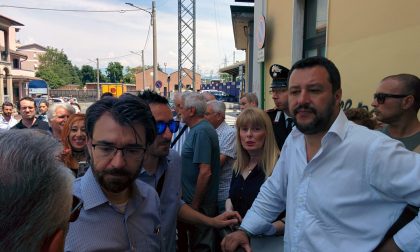 Salvini a Carnate visita la stazione e il quartiere VIDEO