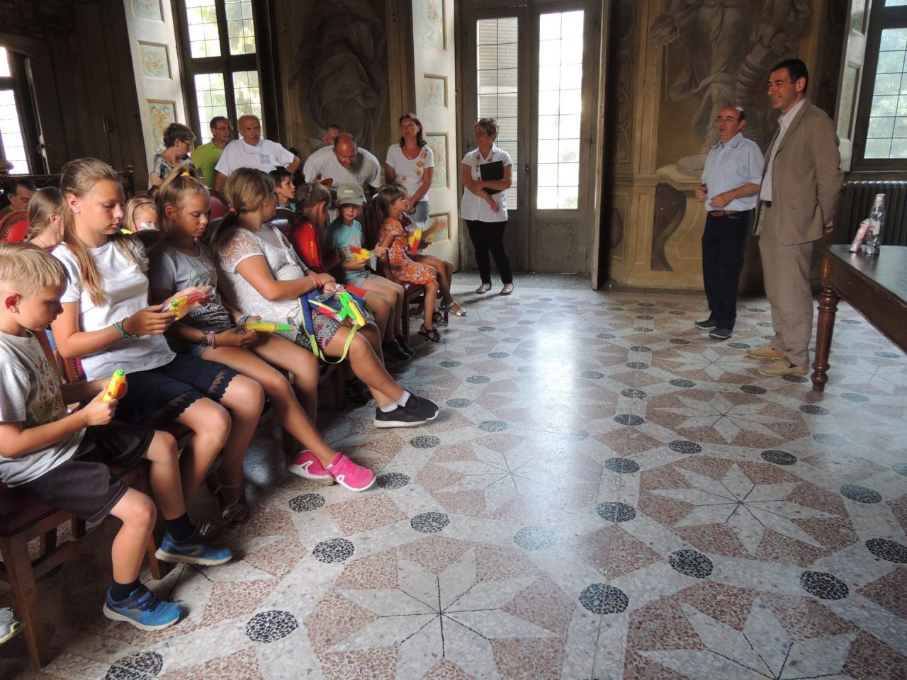 Vimercate: i bimbi di Chernobyl accolti dal sindaco VIDEO