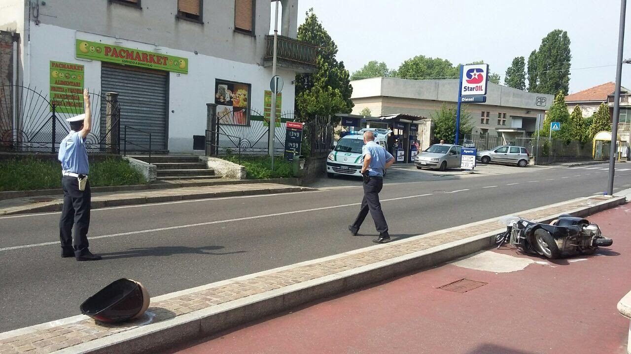 Schianto auto moto, muore centauro 75enne di Ceriano. IL VIDEO