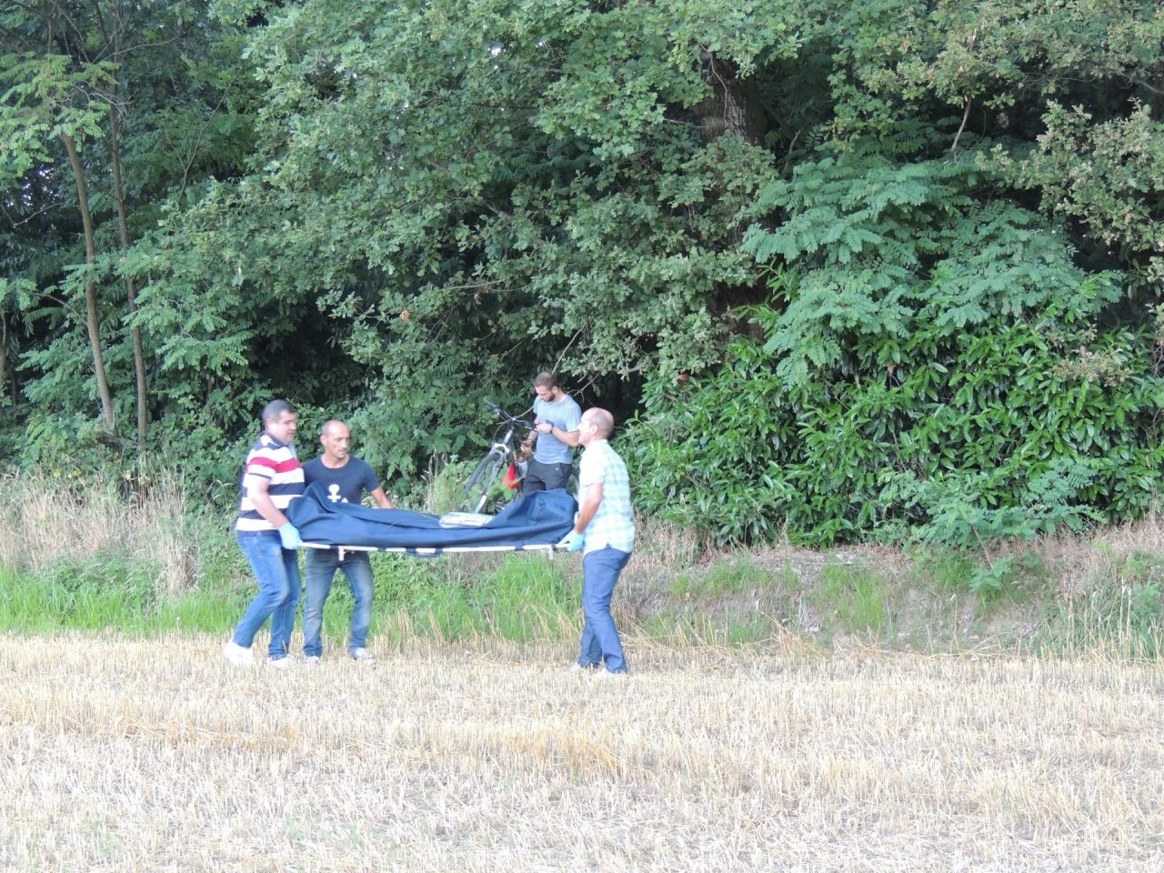Vimercate, trovato cadavere nei boschi di Ruginello VIDEO