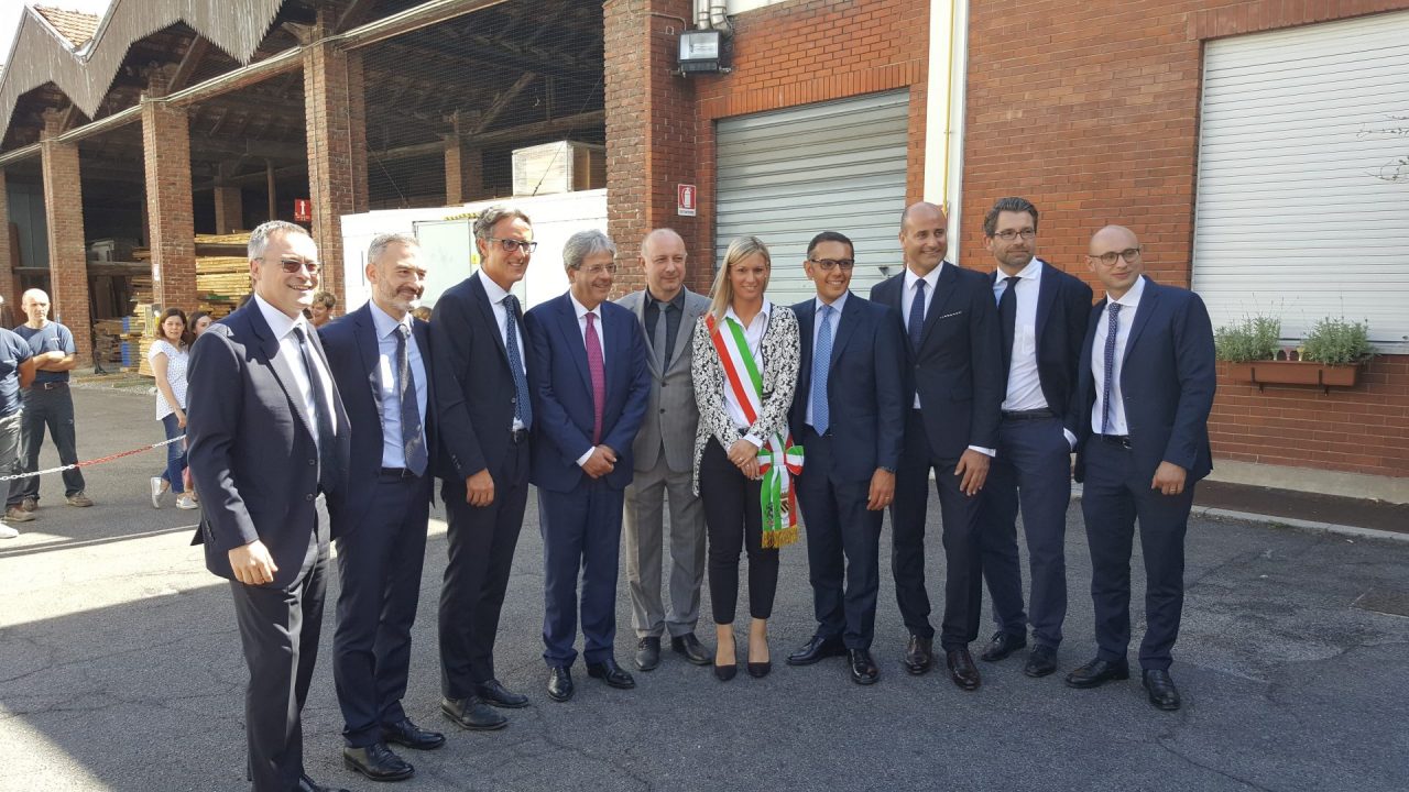 Il tour brianzolo del premier Gentiloni nel mondo del manifatturiero