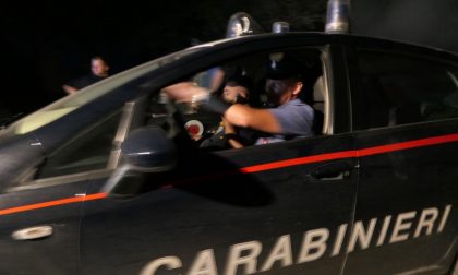 Minaccia la moglie con un martello denunciato dai carabinieri