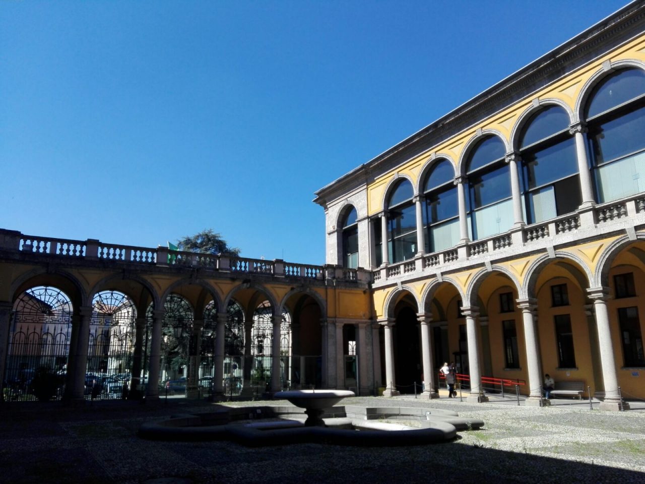 In Tribunale a Monza: “Non parlo con una donna”