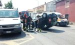 Schianto in via Verdi a Seregno, auto si ribalta (FOTO E VIDEO)