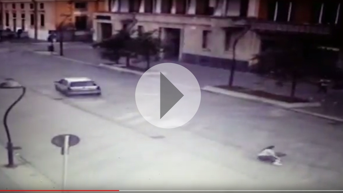 Investita in centro preso il pirata VIDEO SHOCK