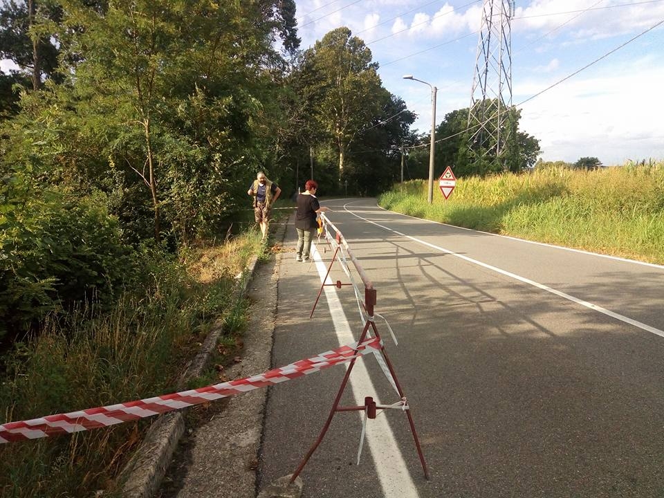 Frana in via Verdi a Veduggio: istituito il senso unico alternato