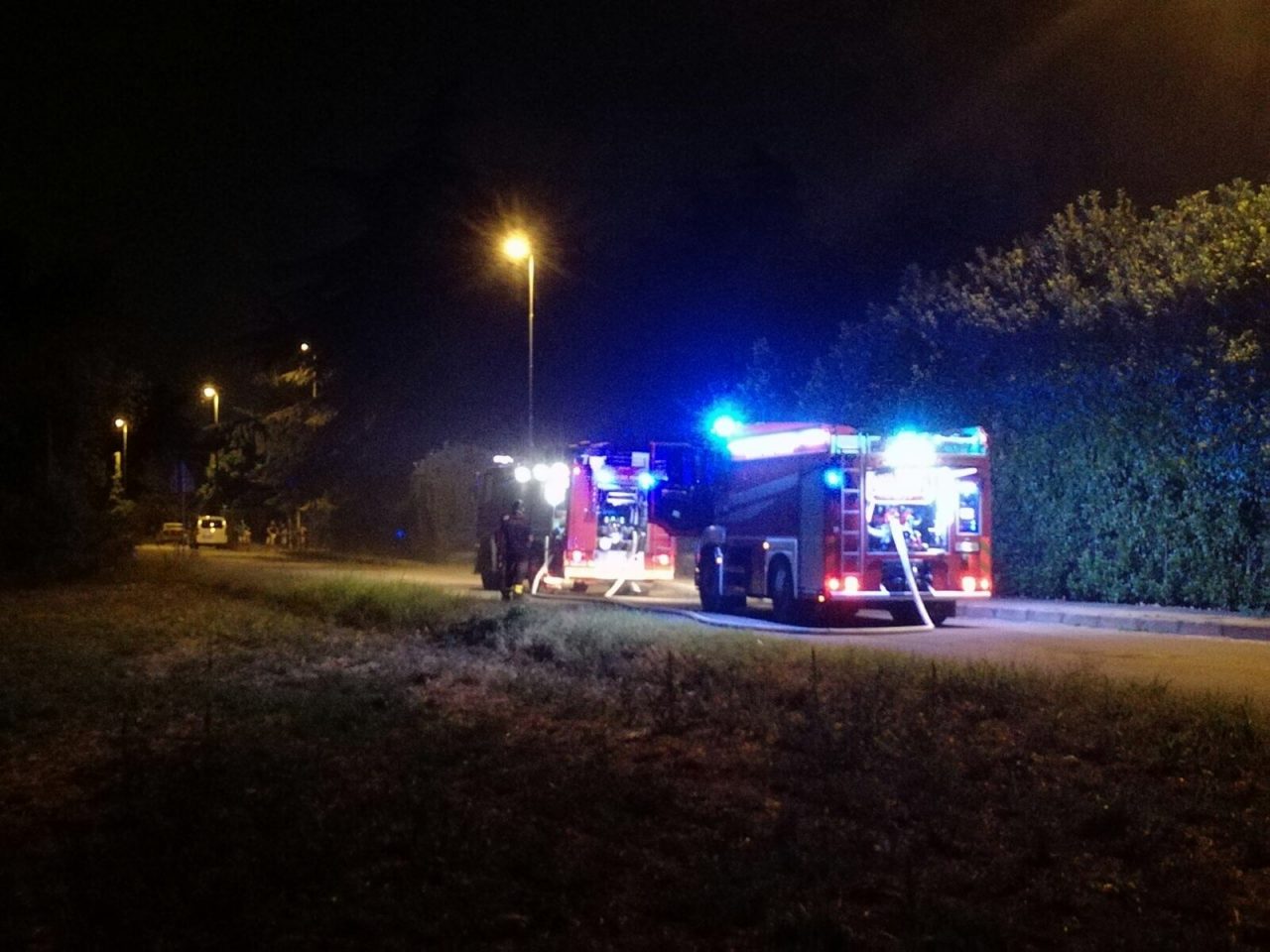 Sirene di notte: aggressione a Bovisio e incendio a Monza