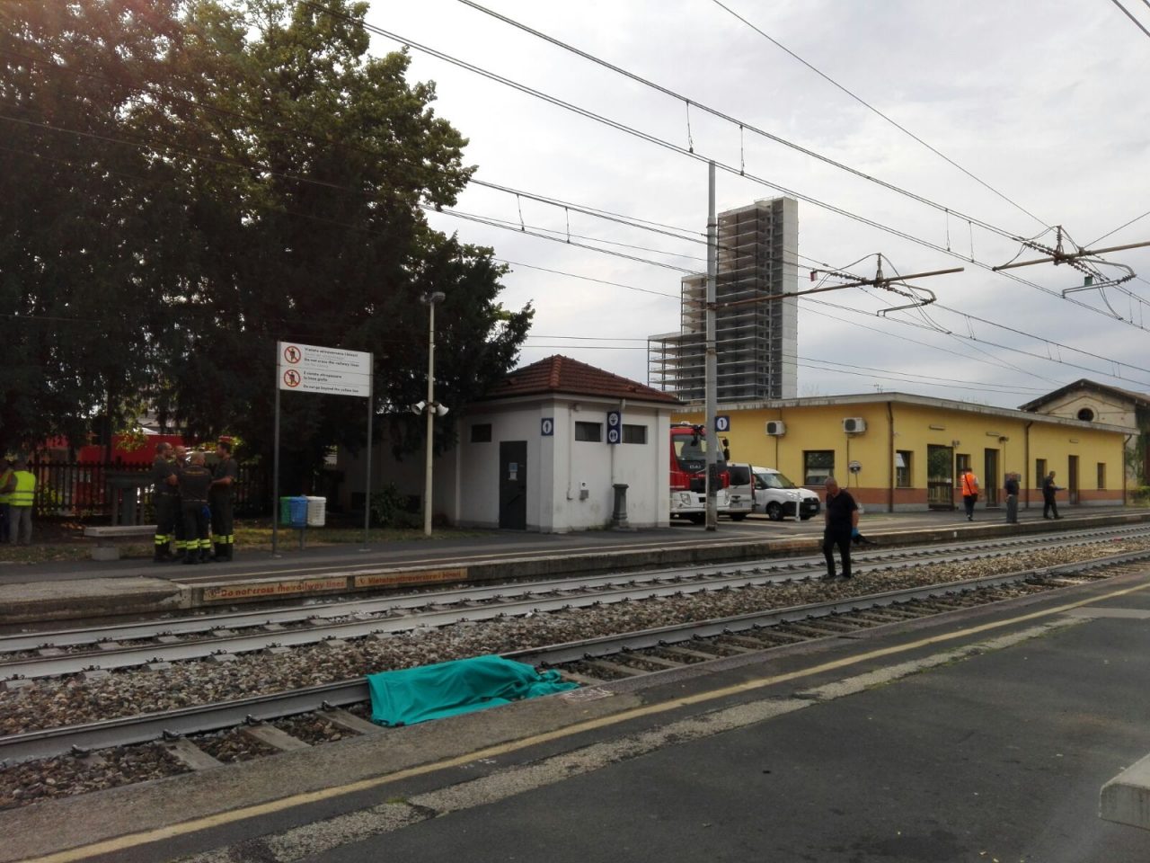 Desio: uomo travolto da un treno in stazione