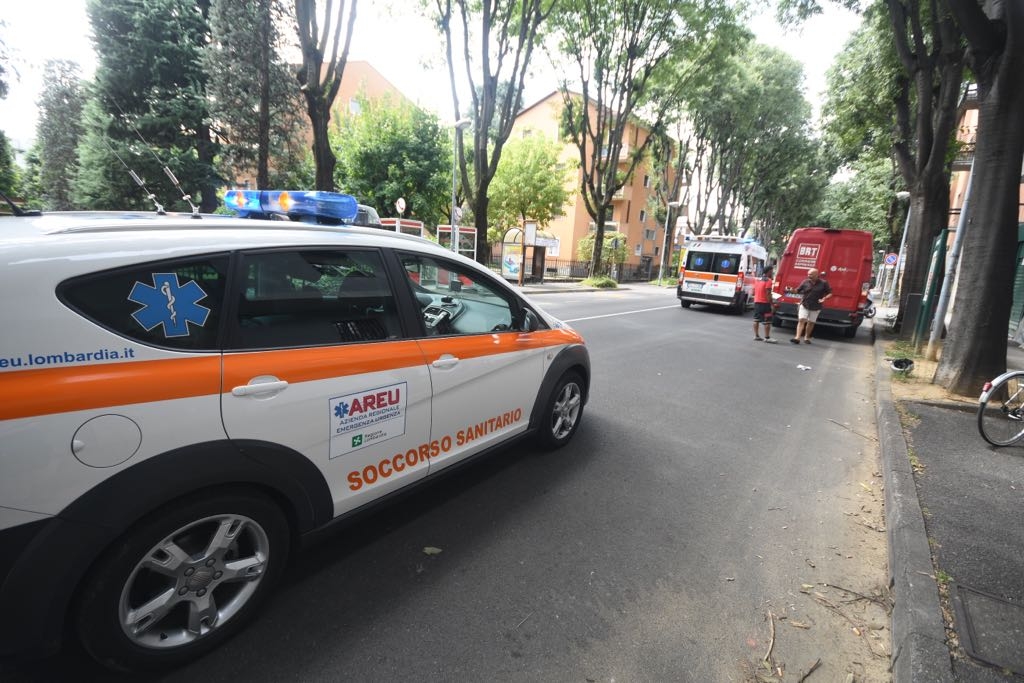 Monza 84enne travolta da un corriere espresso in viale Romagna