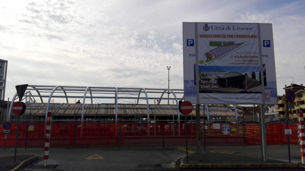 Ciclofficina Lissone: in stazione i lavori vanno spediti