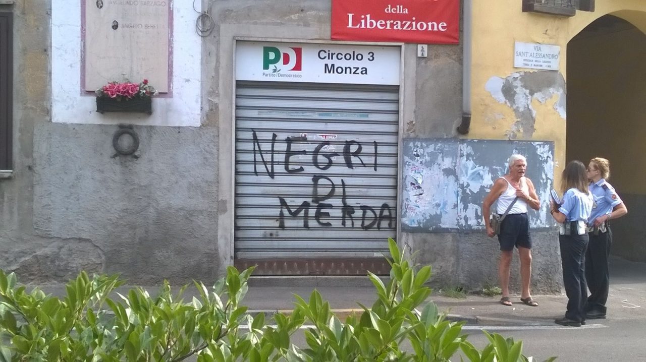 Monza, nuovo assalto alla sede del Pd